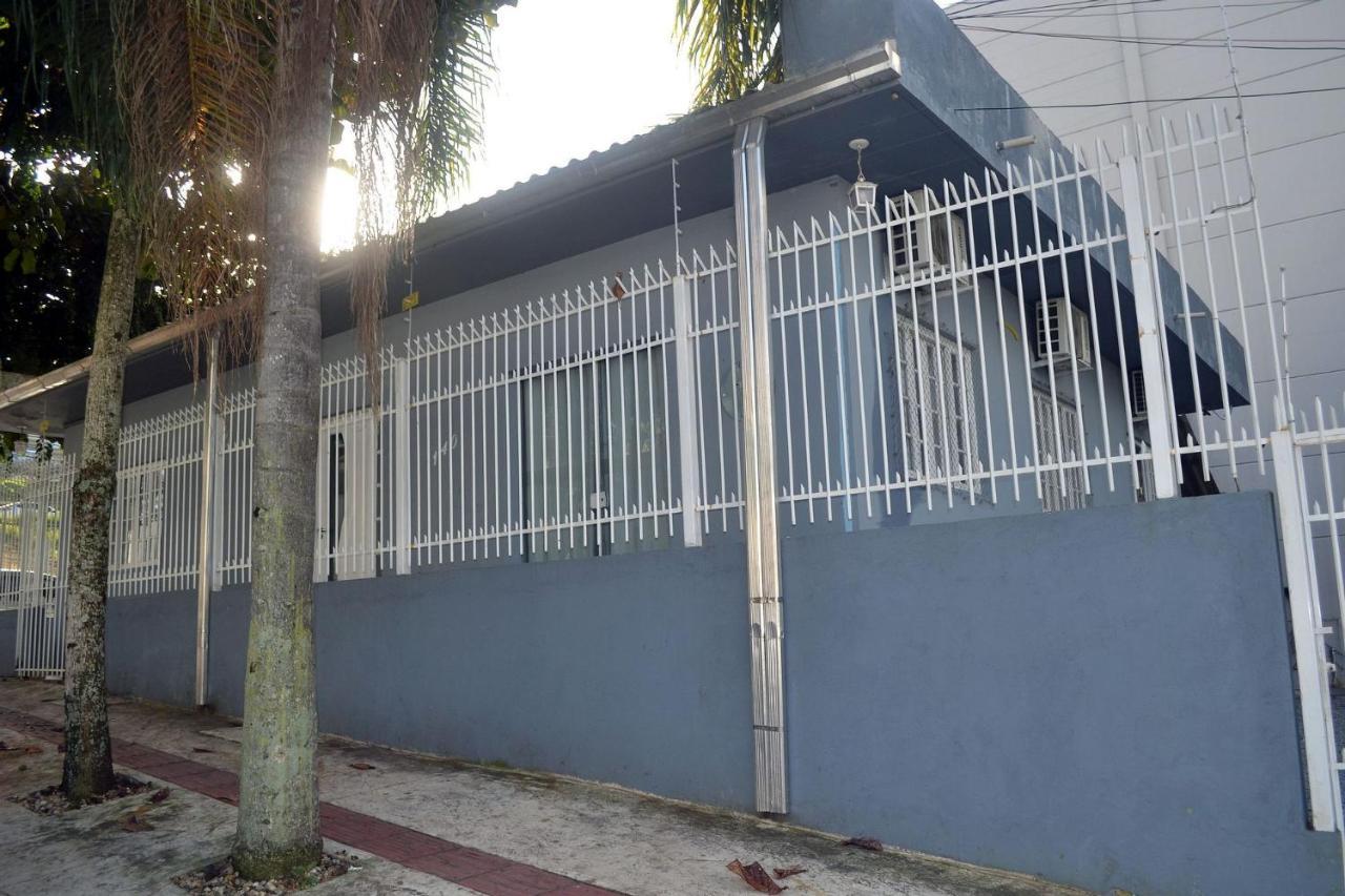 Casa A 600m Do Mar Balneario Camboriu
